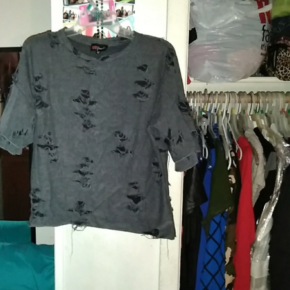 Tops - Picture 8 of 8